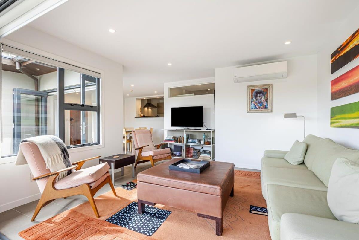 Stylish And Serene Living In Kohimarama Auckland Exterior photo